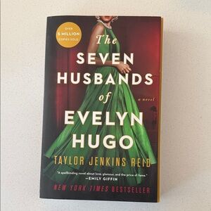 The Seven Husbands of Evelyn Hugo Book